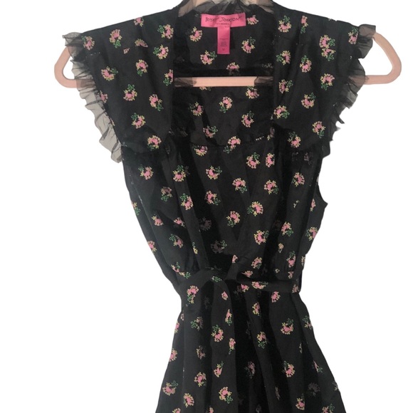 Betsey Johnson black floral silky open tie top - Picture 2 of 6